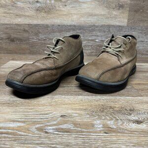 Merrell Men's Leather Topo Rail Chukka Stone Boot Tan  Size 8